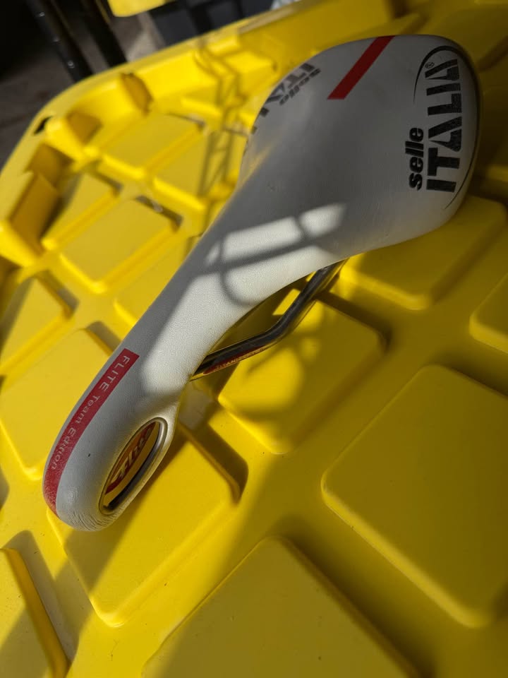 SELLE ITALIA FLITE TEAM EDITION WHITE