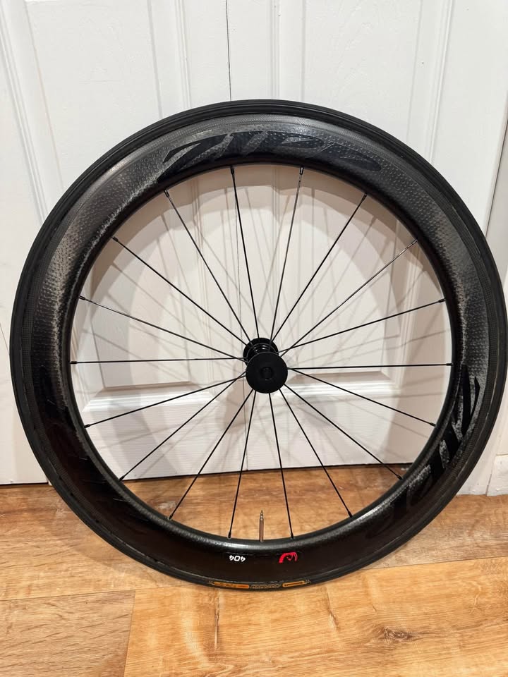 Zipp 404 carbon front wheel - tubular