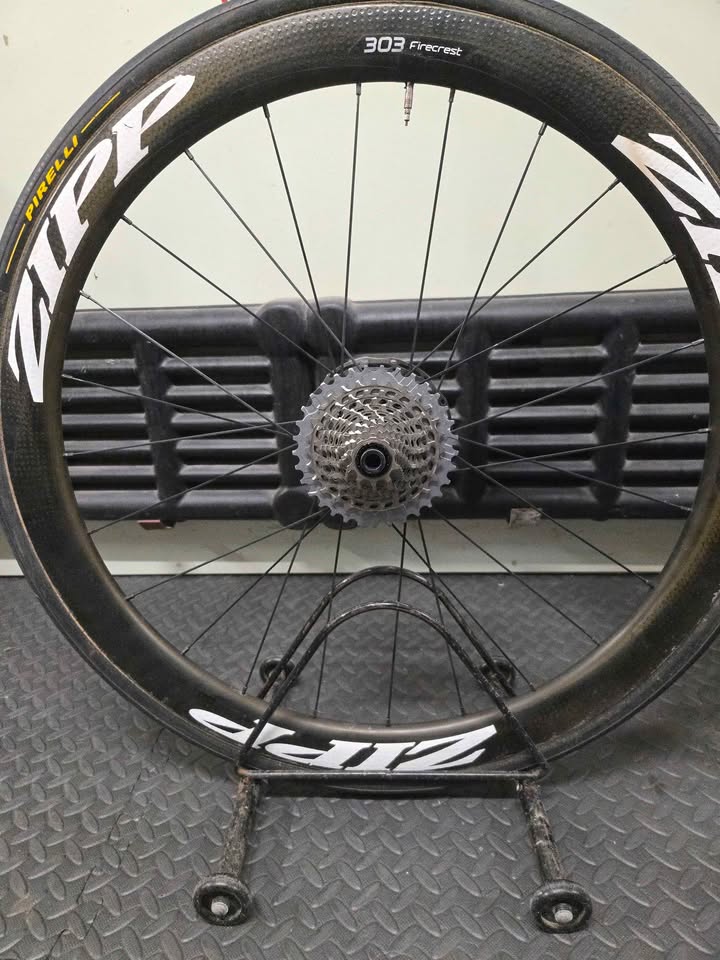 Zipp 303 Fire Crest Wheelset