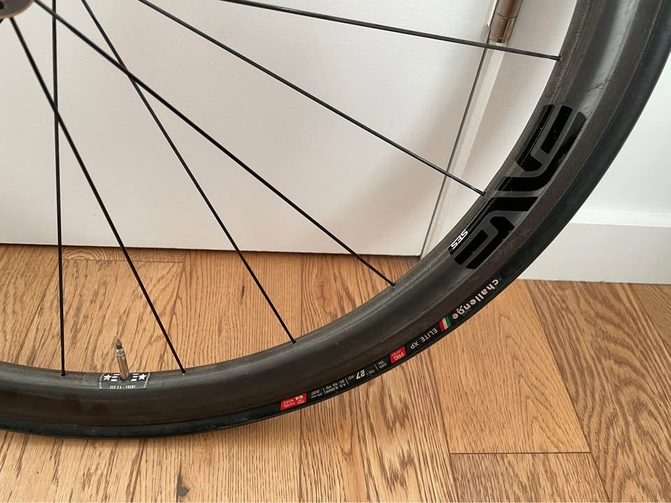ENVE SES 3.4 Carbon Rim Brake Clincher Tubeless-Ready  Wheelset