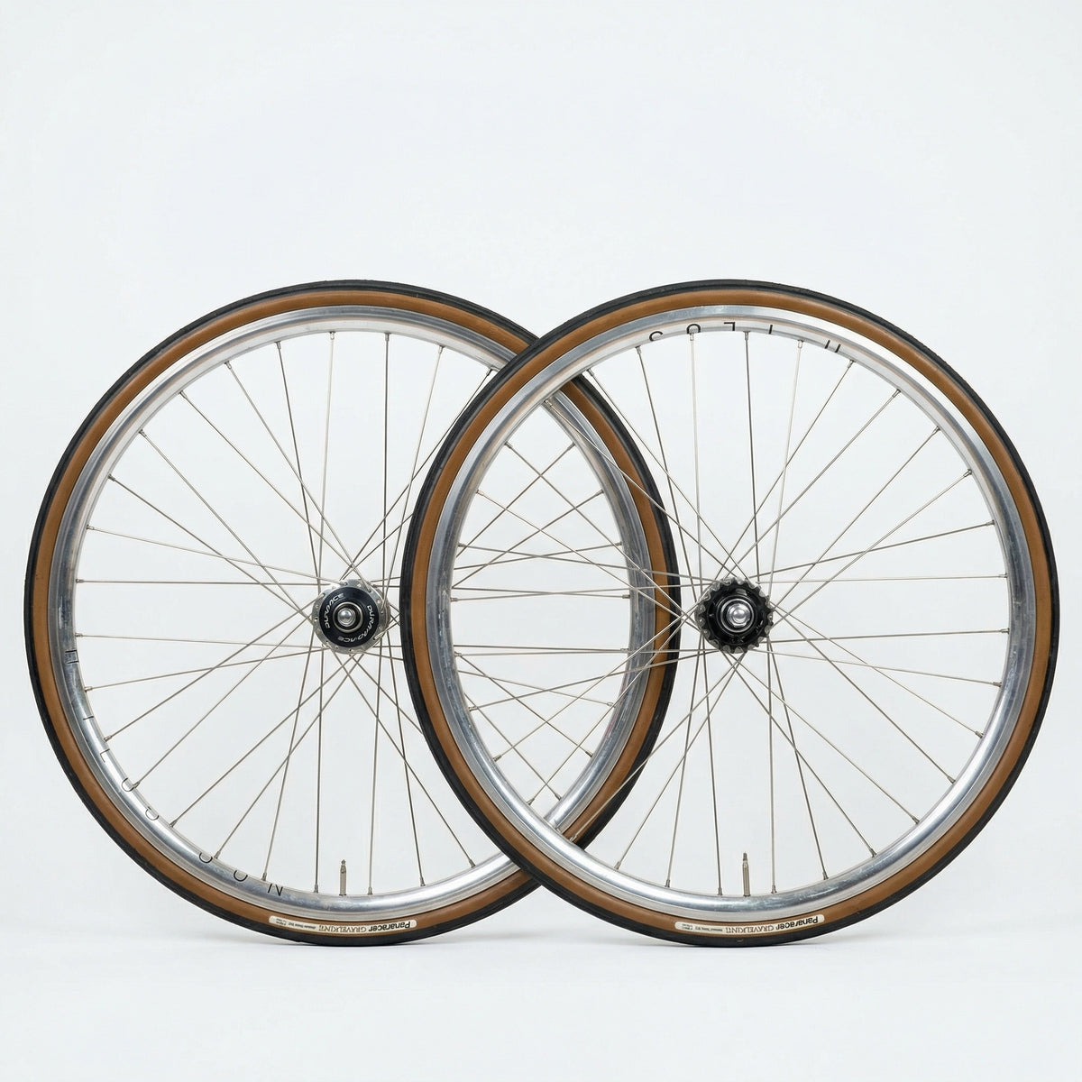 Fixed gear/Track wheelset Mint condition hplus son archetype rims laced to dura ace hubs, panaracer tires, used a few times, w