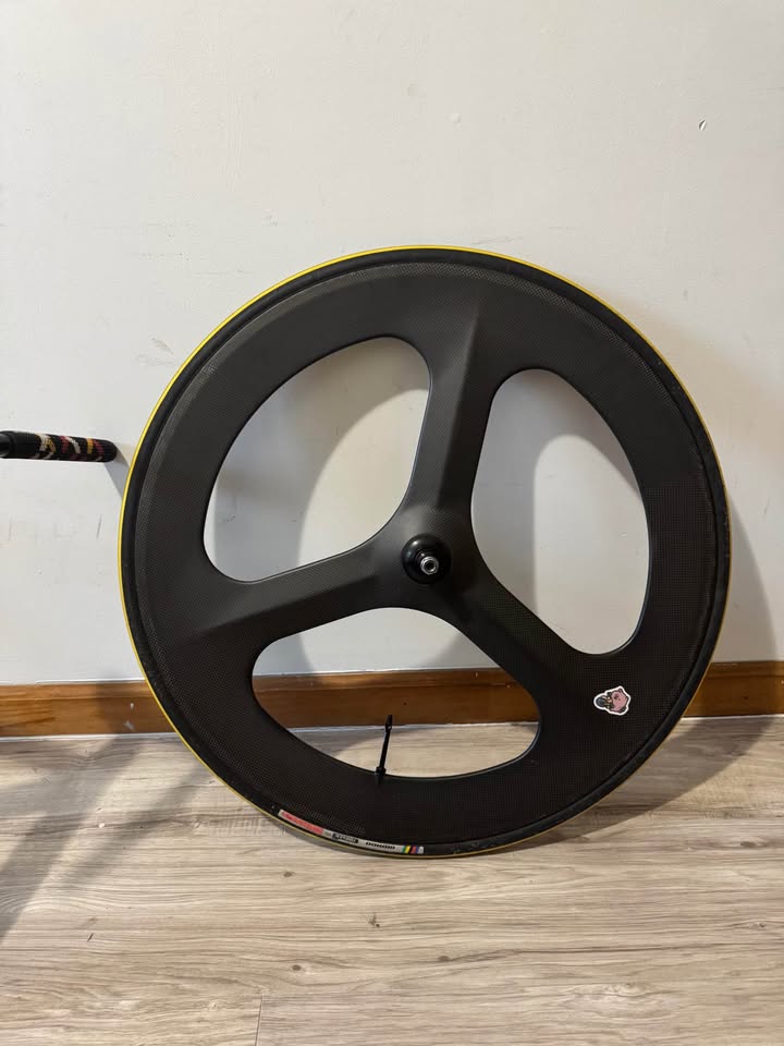 3 spoke front wheel